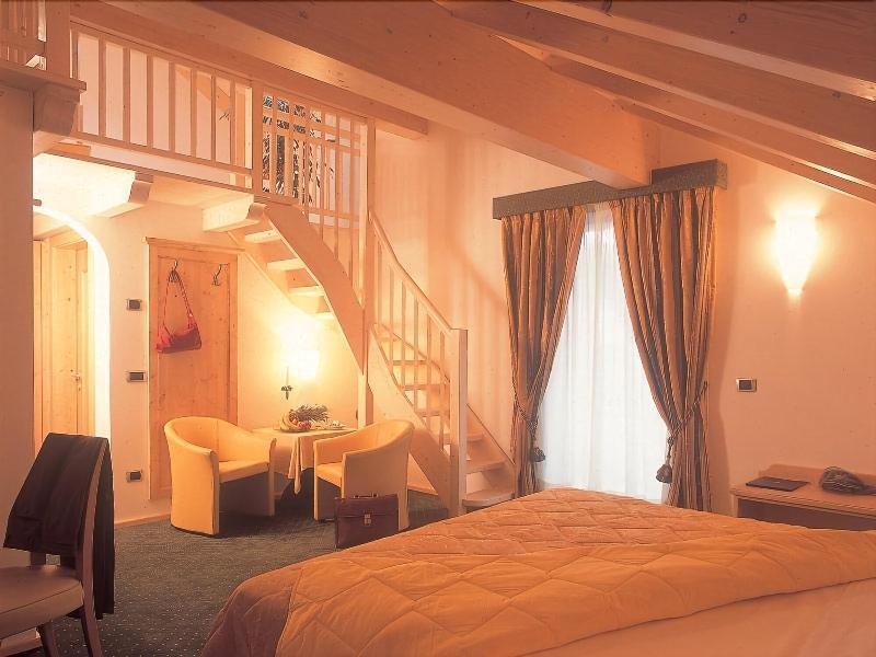 Leading Relax Hotel Maria Moena Bagian luar foto
