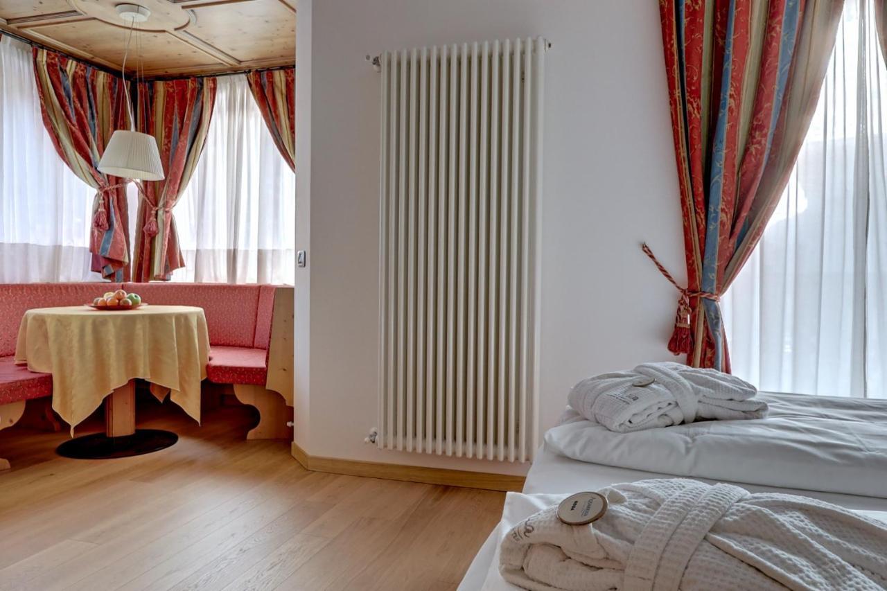 Leading Relax Hotel Maria Moena Bagian luar foto