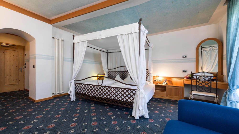 Leading Relax Hotel Maria Moena Bagian luar foto